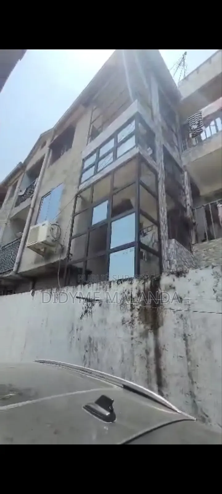 14chbre Appartement dans Immeuble, Kinshasa (commune) à Vendre