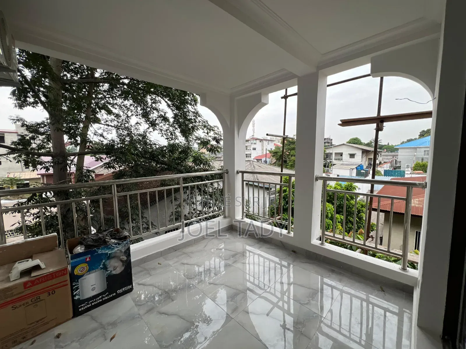 3chbre Appartement dans Empire Supreme, Ngaliema à Louer