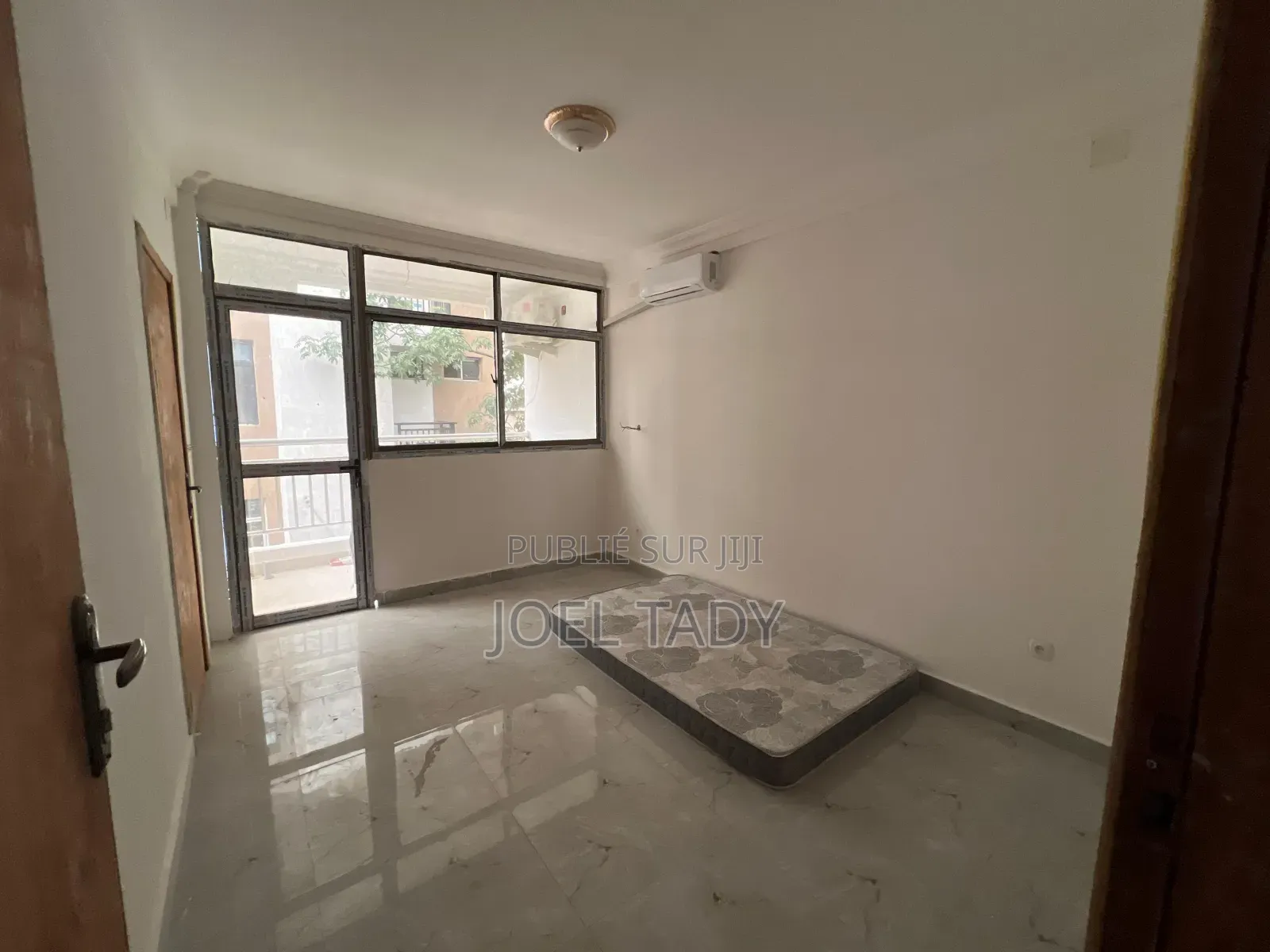 3chbre Appartement dans Empire Supreme, Ngaliema à Louer