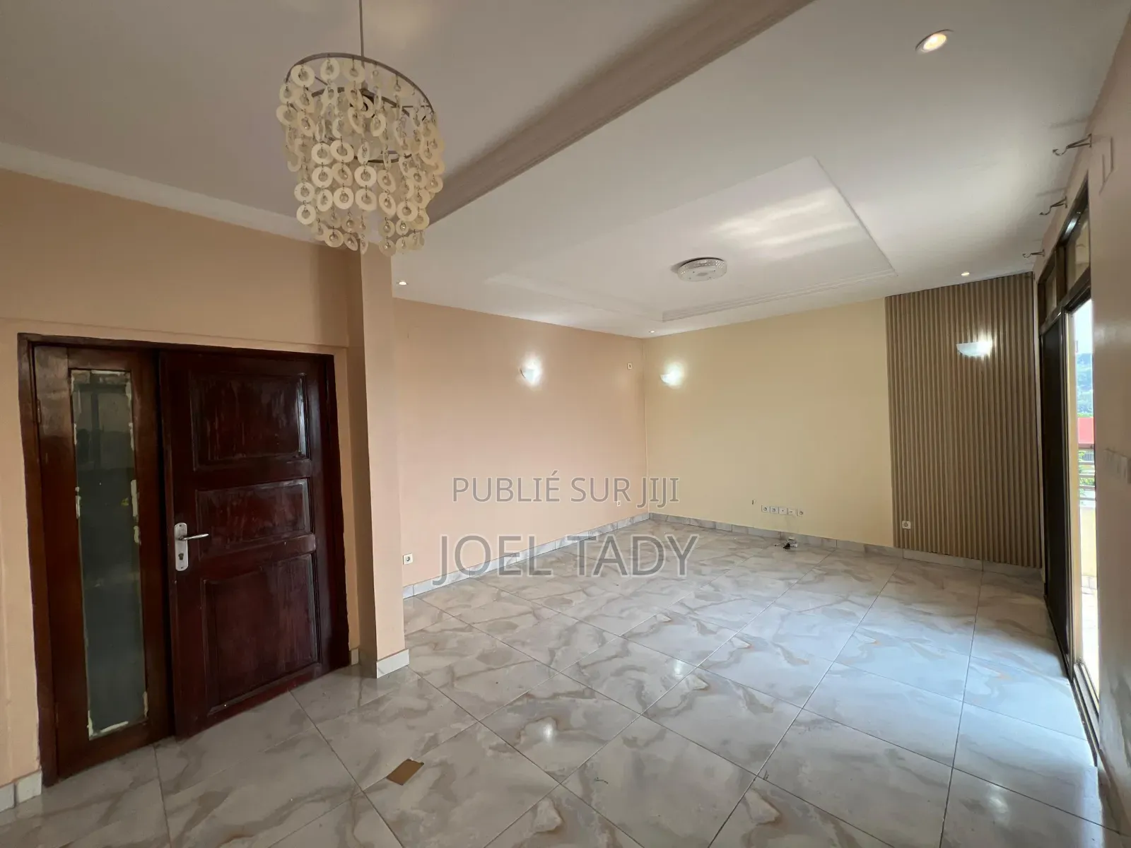 3chbre Appartement dans Empire Supreme, Ngaliema à Louer