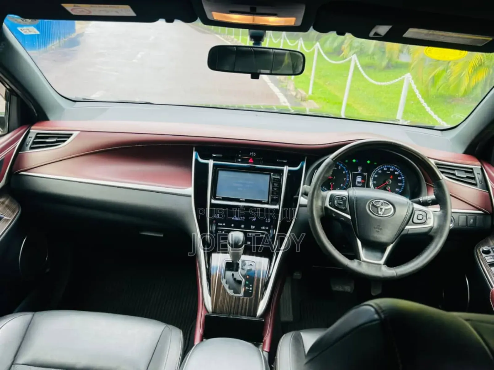 Toyota Harrier 2023 Noir