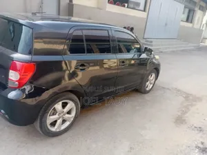 Toyota IST 2020 Noir