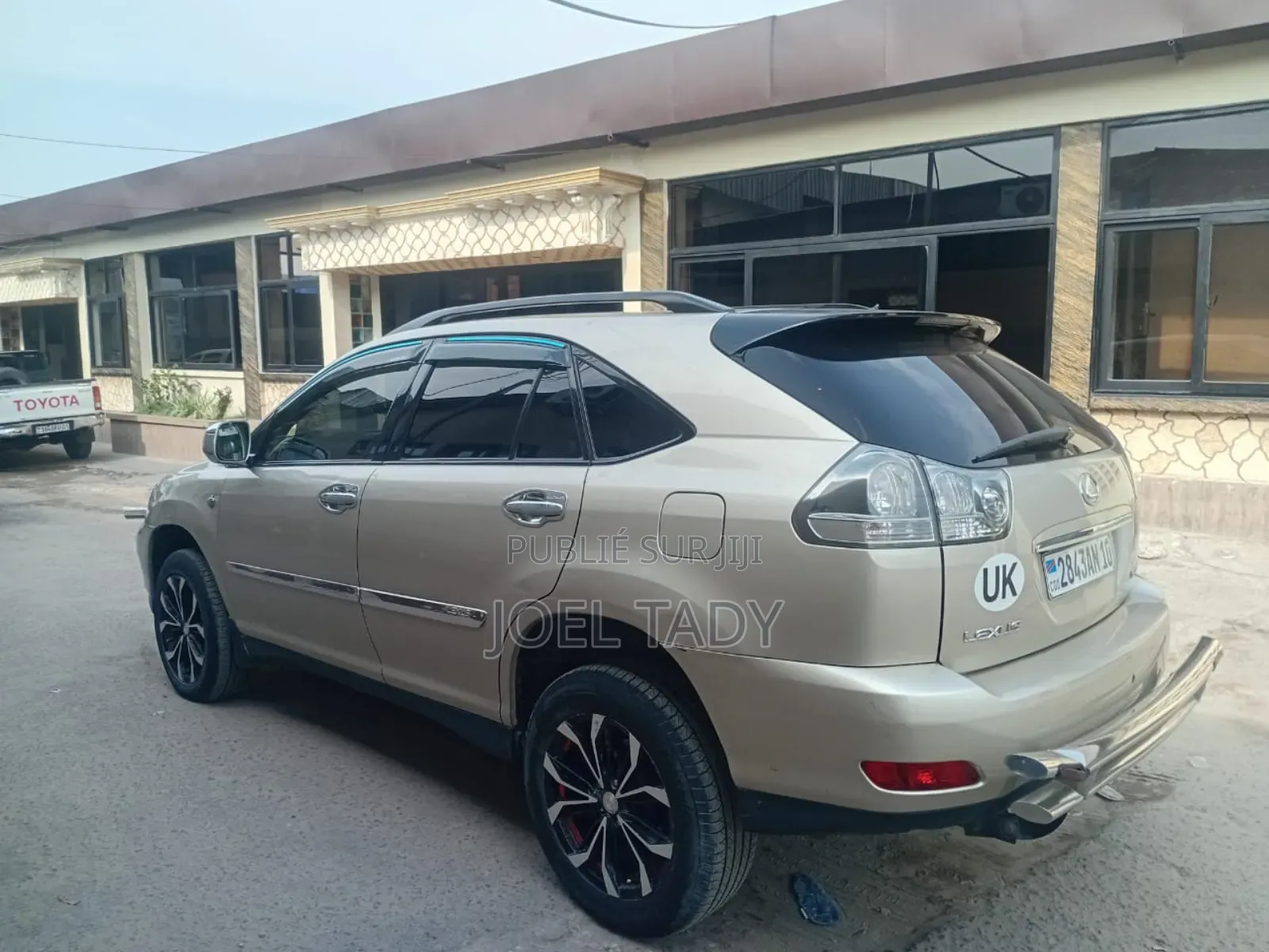 Toyota Harrier 2017 Beige