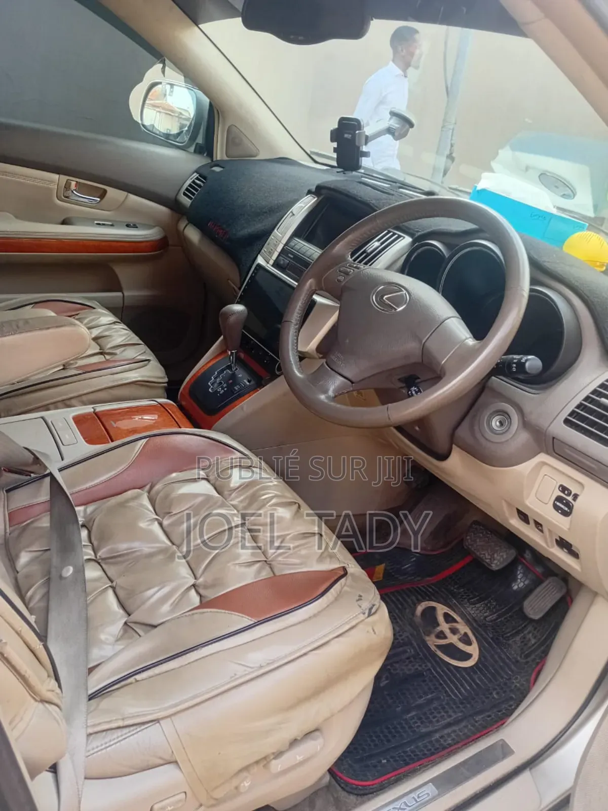 Toyota Harrier 2017 Beige