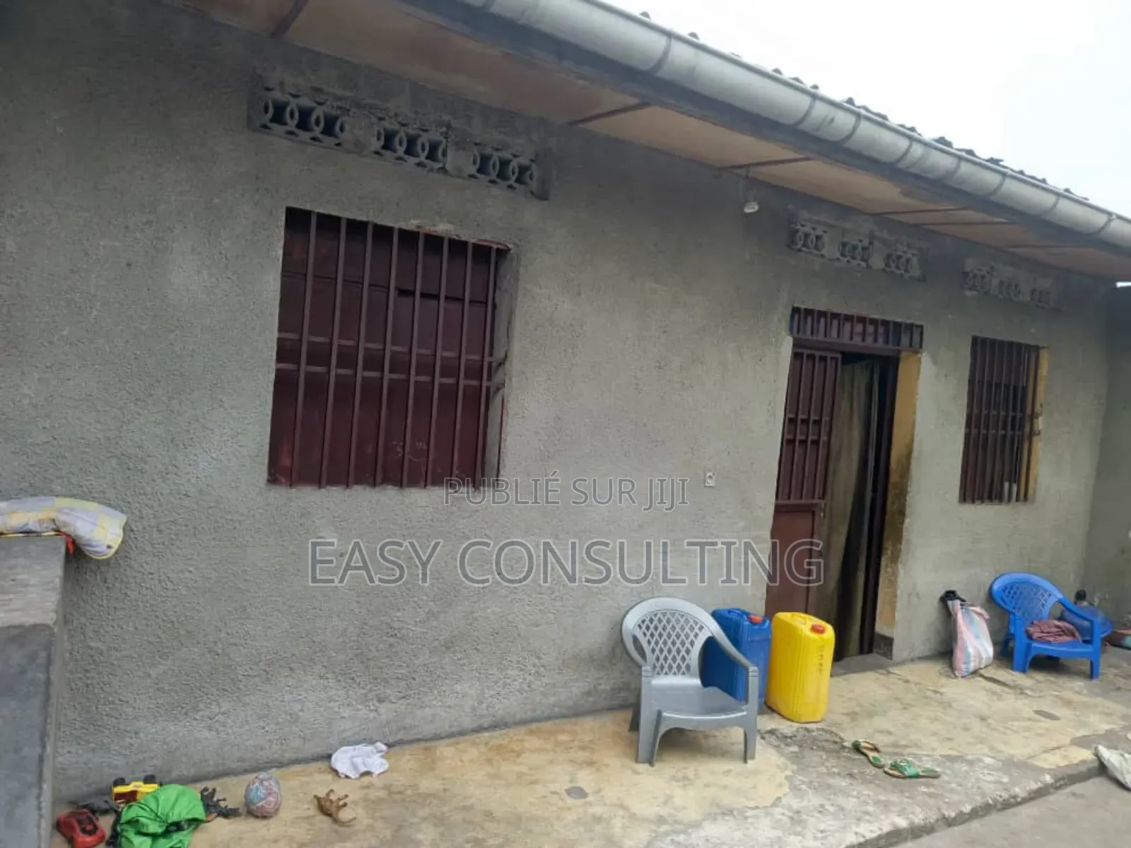 3chbre Villa dans Camp Pm, Nsele à Vendre