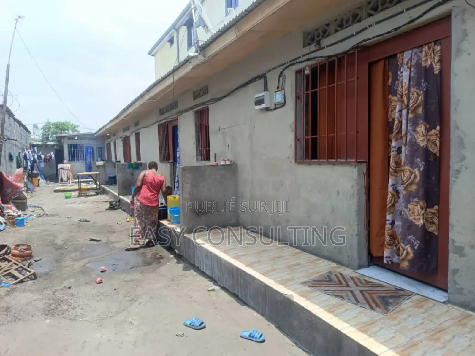 2chbre Villa dans Efobank, Nsele à Vendre