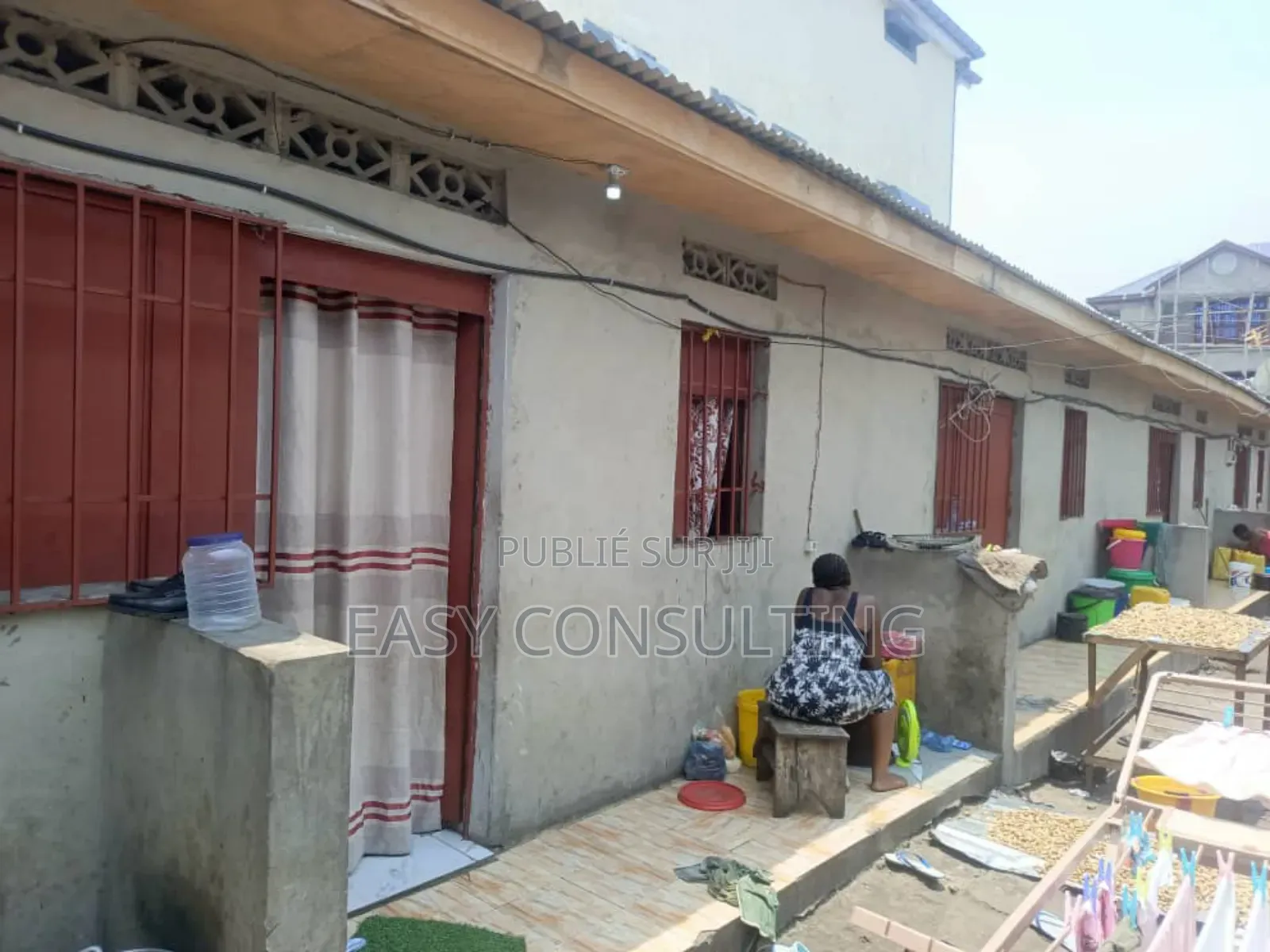 2chbre Villa dans Efobank, Nsele à Vendre