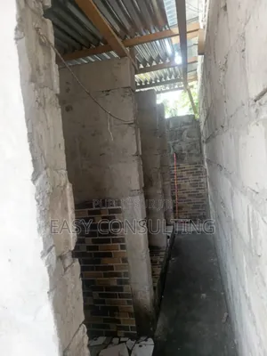 2chbre Villa dans Efobank, Nsele à Vendre