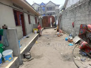 2chbre Villa dans Efobank, Nsele à Vendre