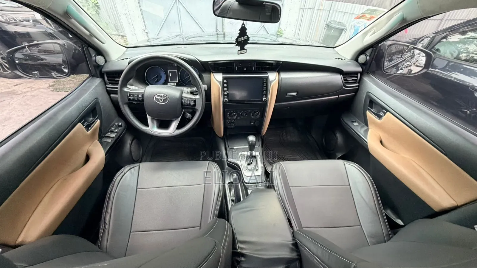 Toyota Fortuner 2024 Noir