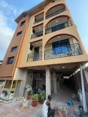 2chbre Appartement dans Empire Supreme, Ngaliema à Louer