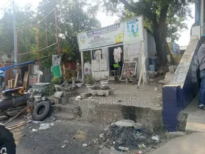 Parcelle À Vendre Sur Boulevard Lumumba – N’Sele