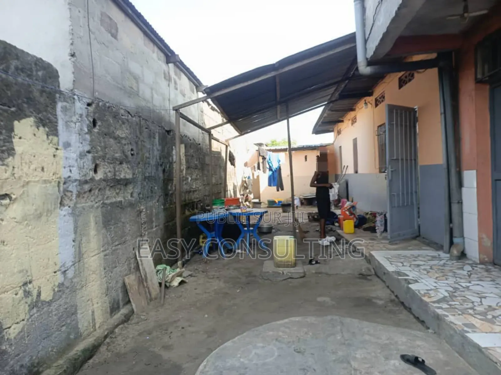 2chbre Villa dans Quartier 9, Ndjili à Vendre