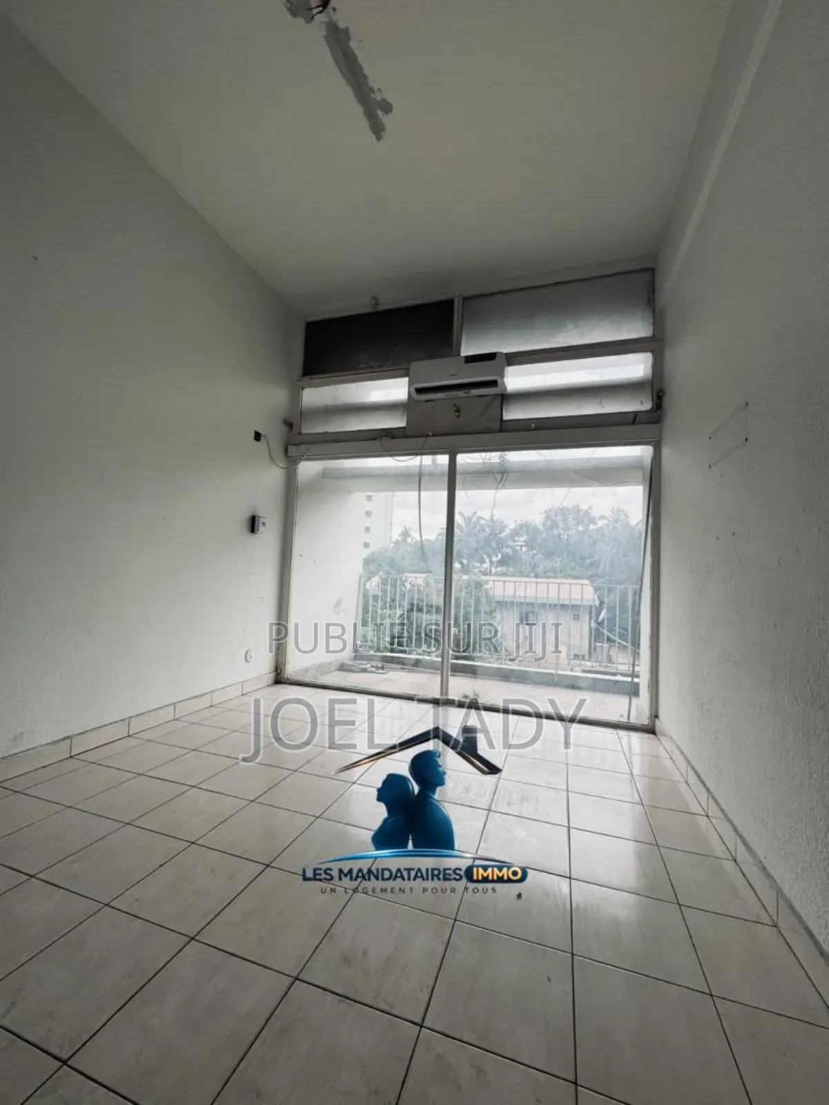 2chbre Appartement dans Empire Supreme, Gombe à Vendre