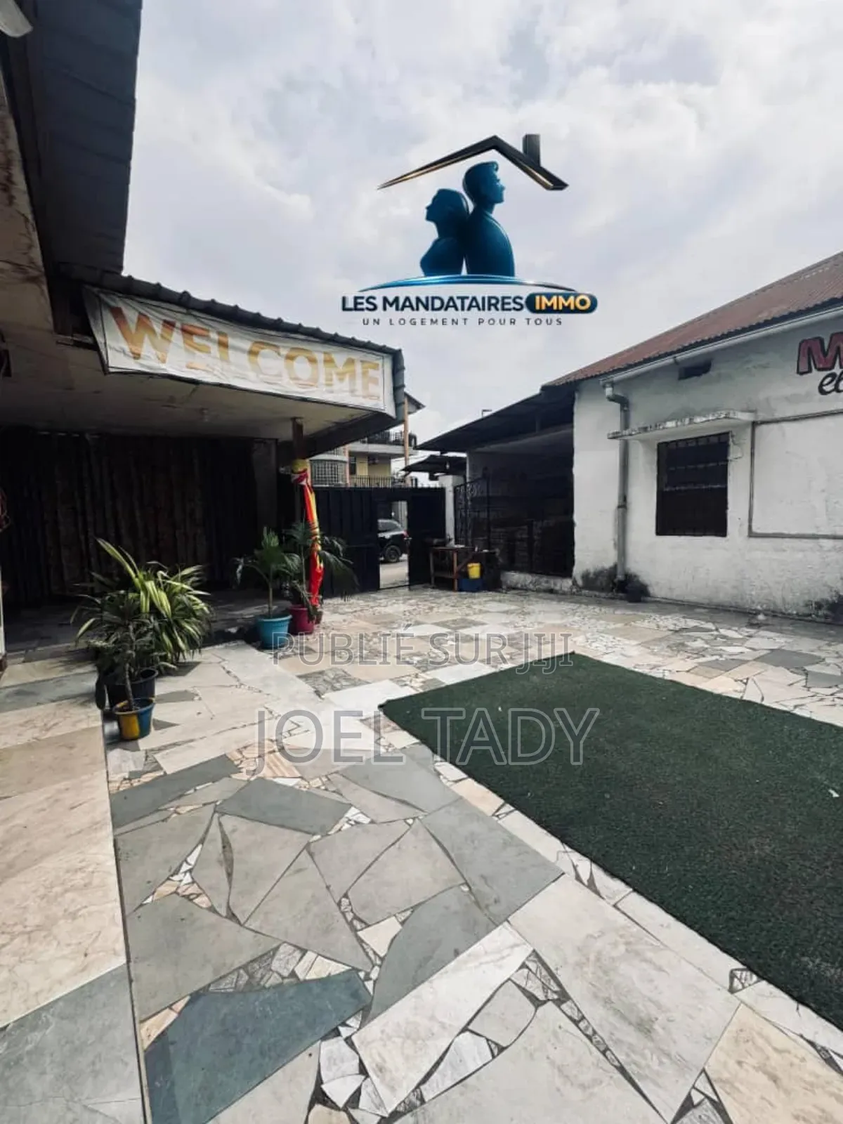 2chbre Appartement dans Empire Supreme, Gombe à Vendre