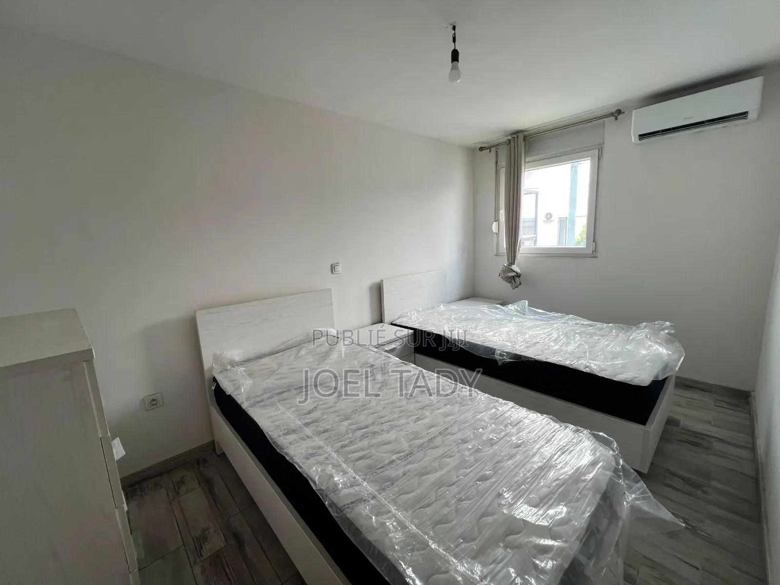 3chbre Maison dans Empire Supreme, Kinshasa (commune) à Vendre