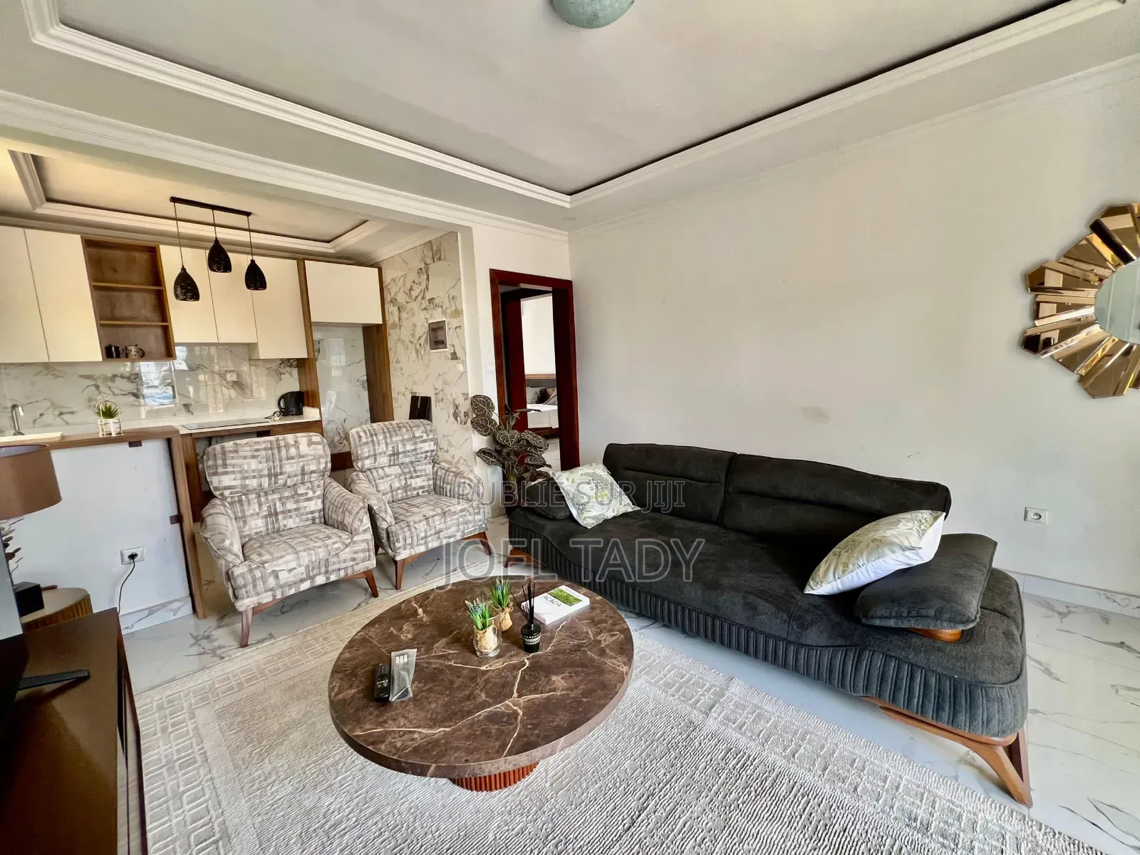 1chbre Appartement dans Empire Supreme, Ngaliema à Louer