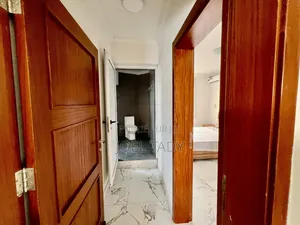 1chbre Appartement dans Empire Supreme, Ngaliema à Louer