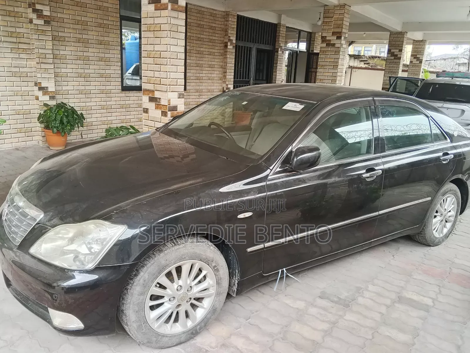 Toyota Crown 2017 Noir