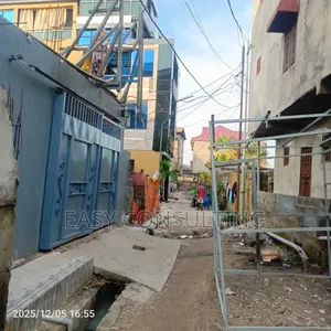 Parcelle (Terrain Vide) À Vendre À Limete – 1ère Rue Funa Forgeron