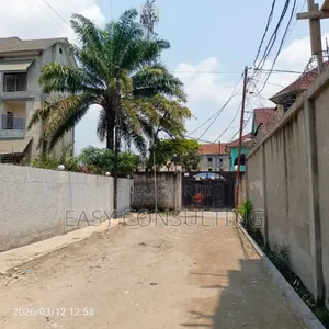 2chbre Villa dans 1 Ère Rue Funa, Limete à Vendre