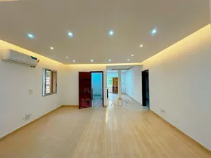 3chbre Appartement dans Empire Supreme, Ngaliema à Louer