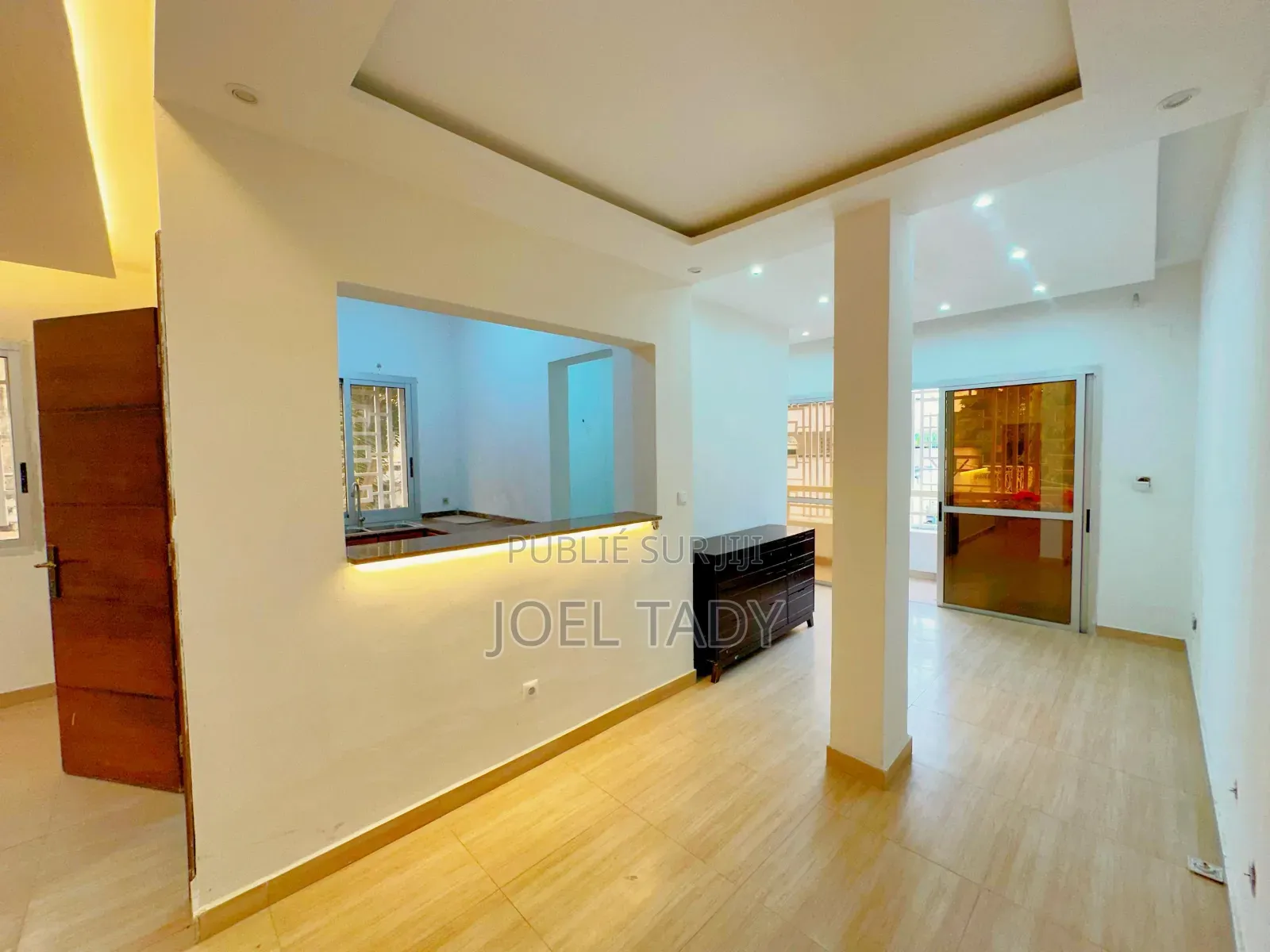 3chbre Appartement dans Empire Supreme, Ngaliema à Louer