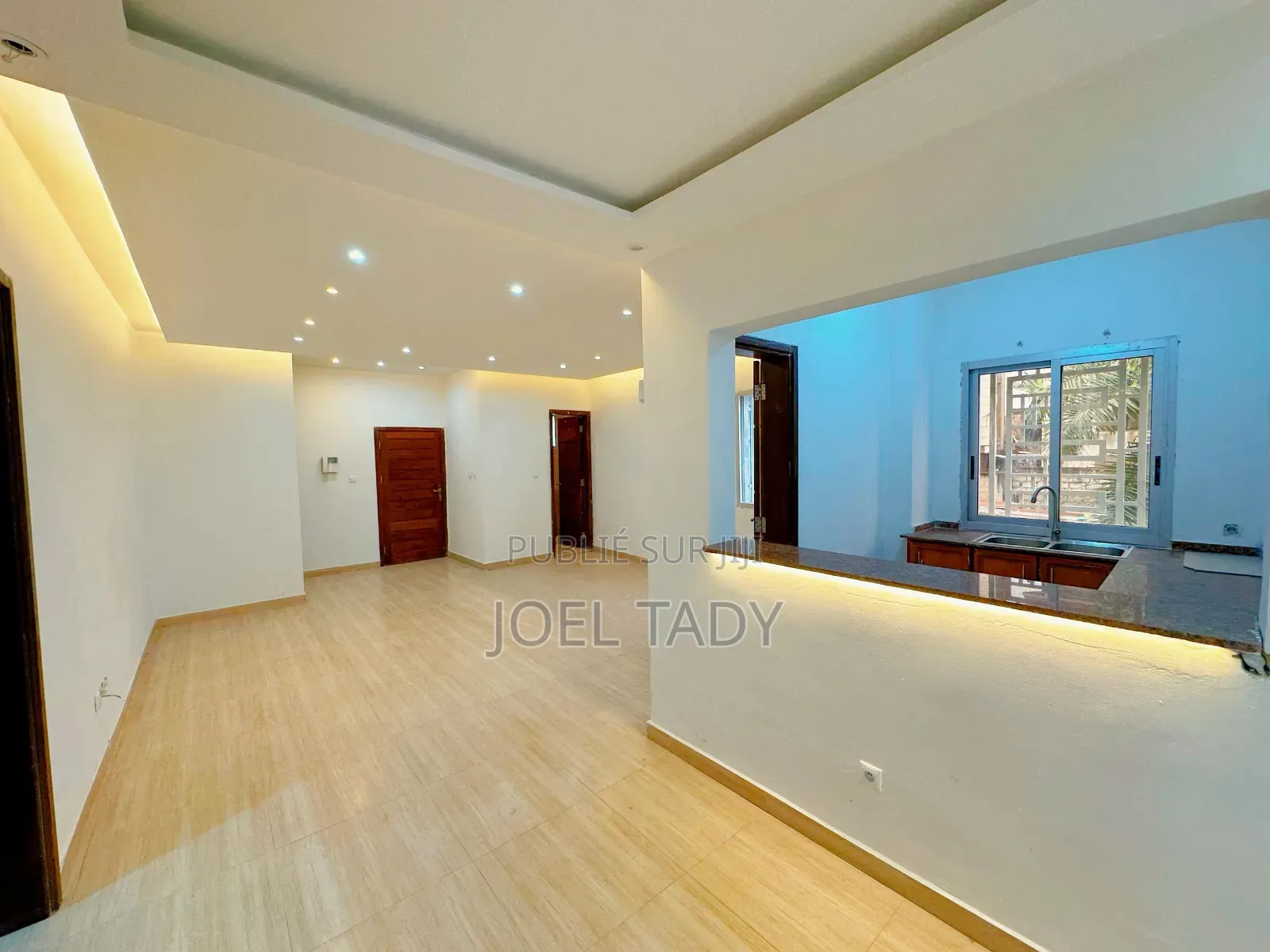 3chbre Appartement dans Empire Supreme, Ngaliema à Louer