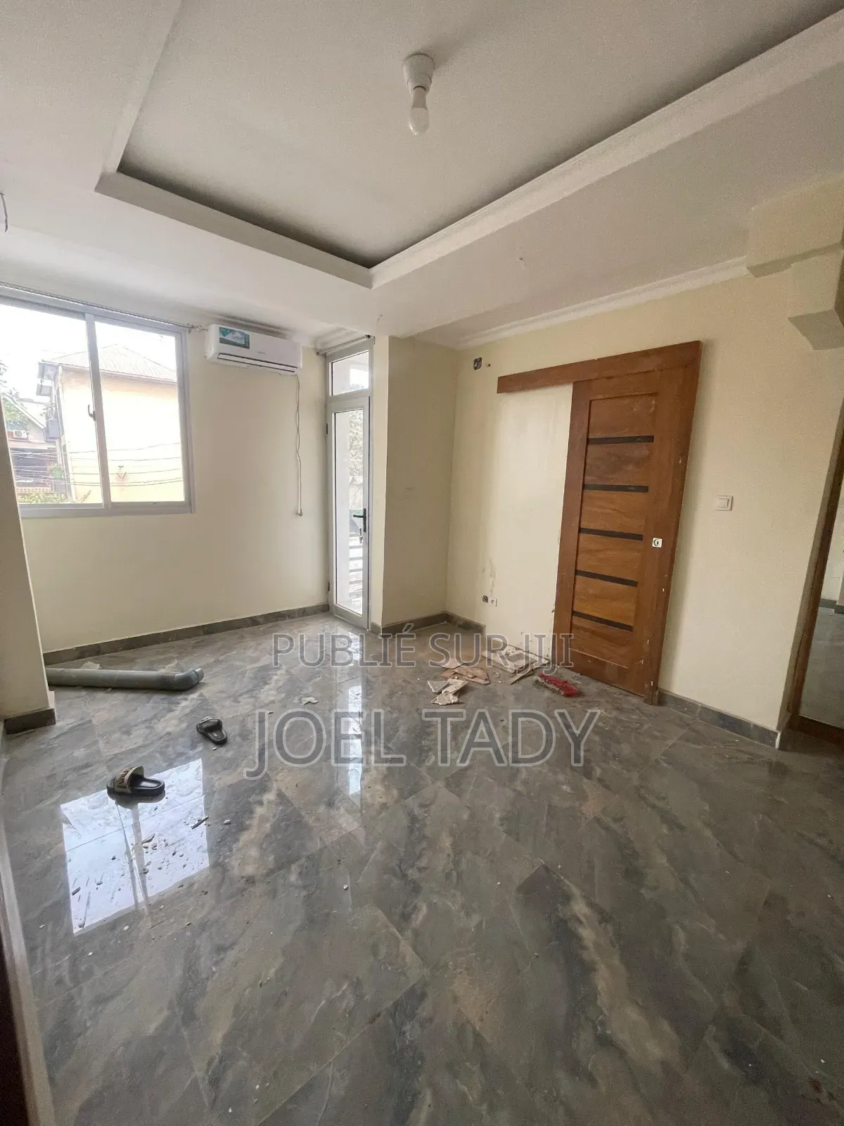 3chbre Appartement dans Empire Supreme, Kintambo à Louer