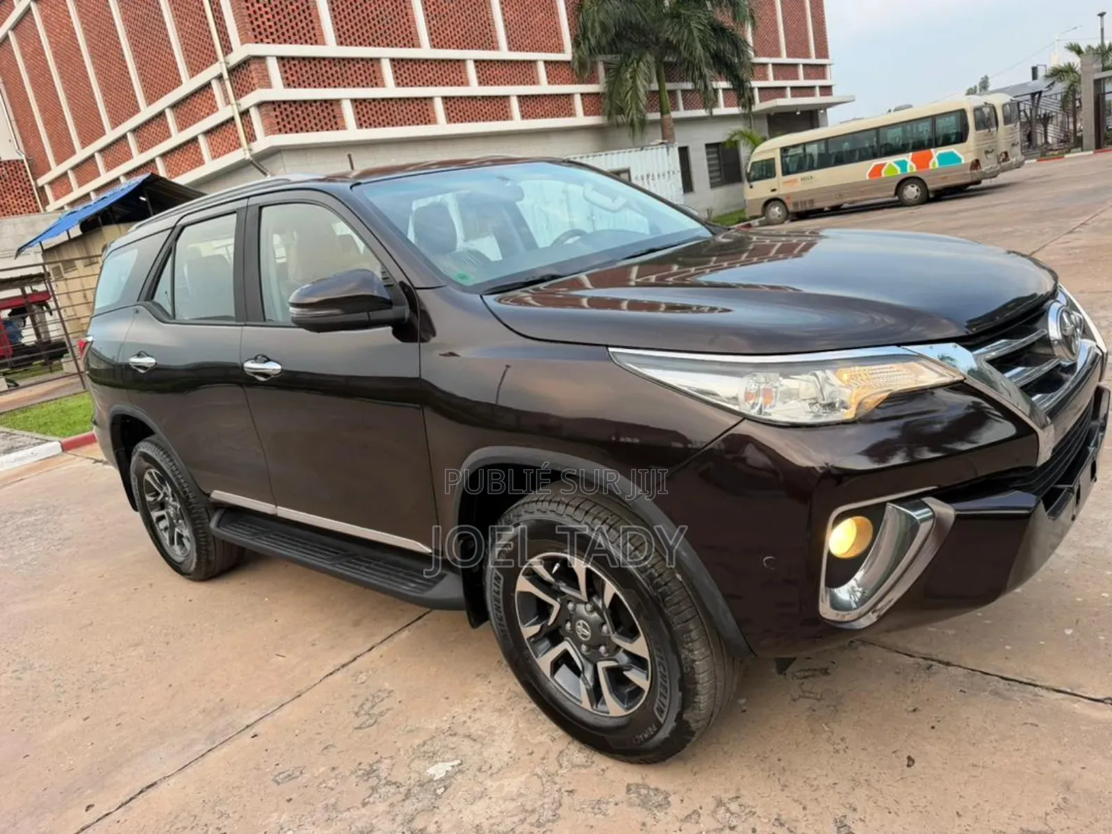 Toyota Fortuner 2019 Noir