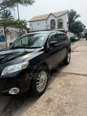 Toyota Vanguard 2018 Noir