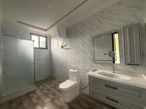 4chbre Villa dans Empire Supreme, Ngaliema à Vendre