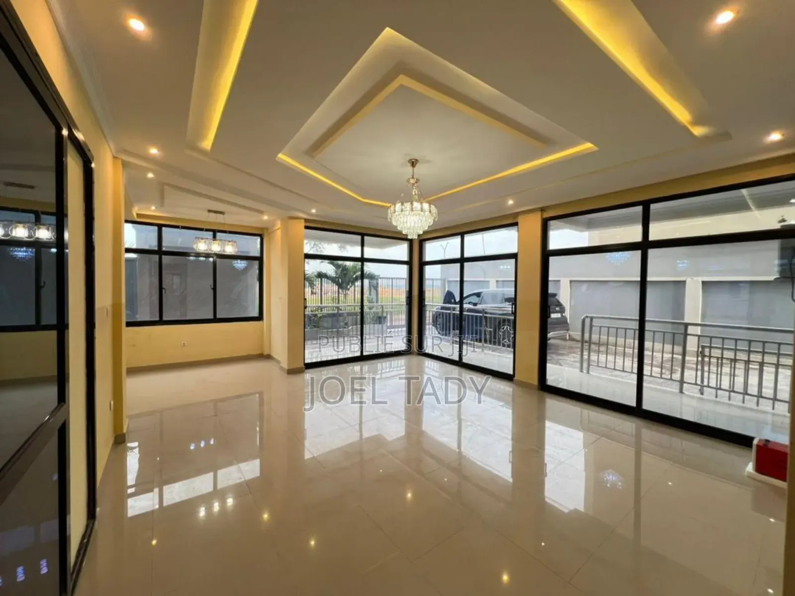 3chbre Appartement dans Empire Supreme, Ngaliema à Louer