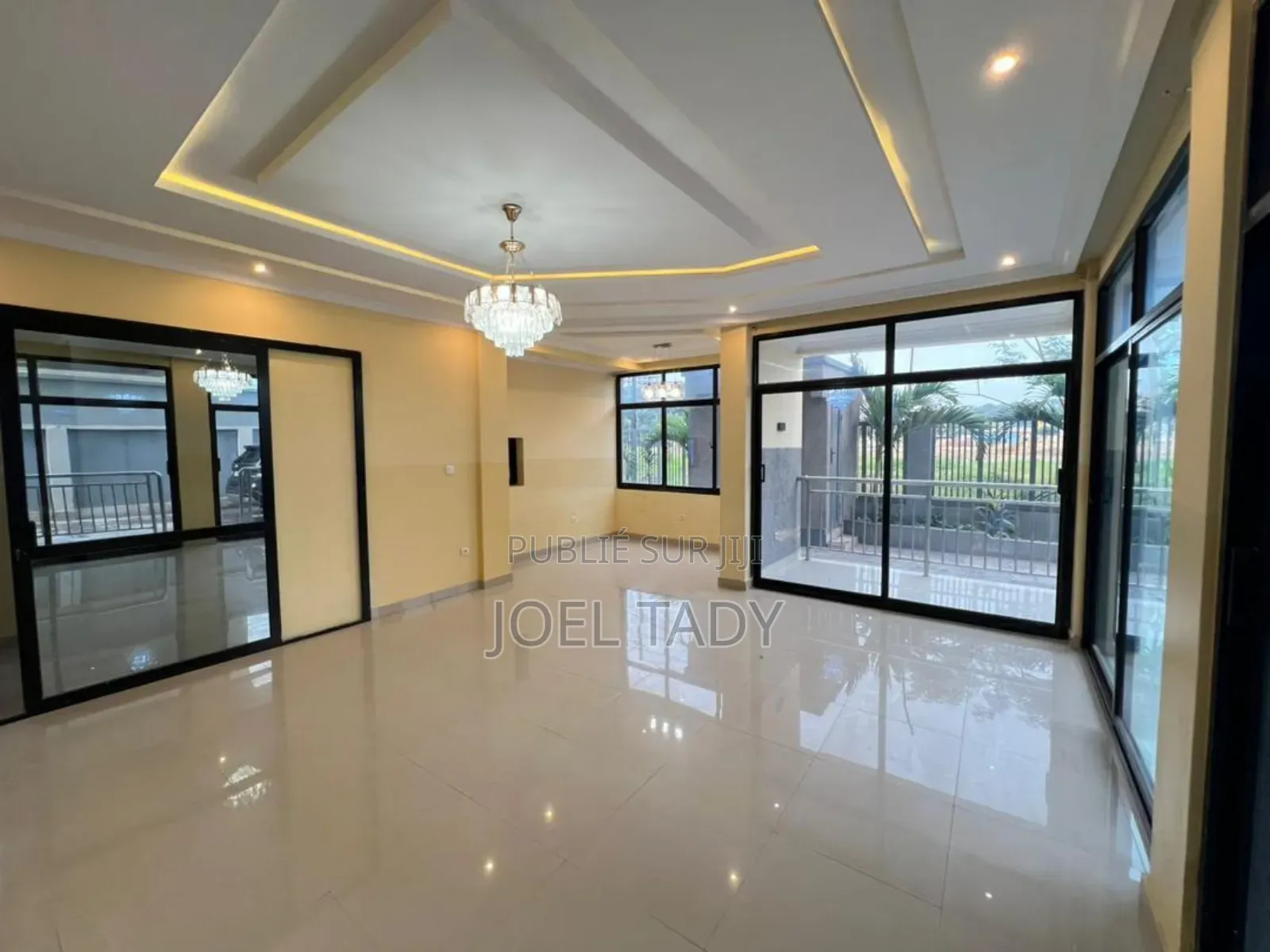 3chbre Appartement dans Empire Supreme, Ngaliema à Louer