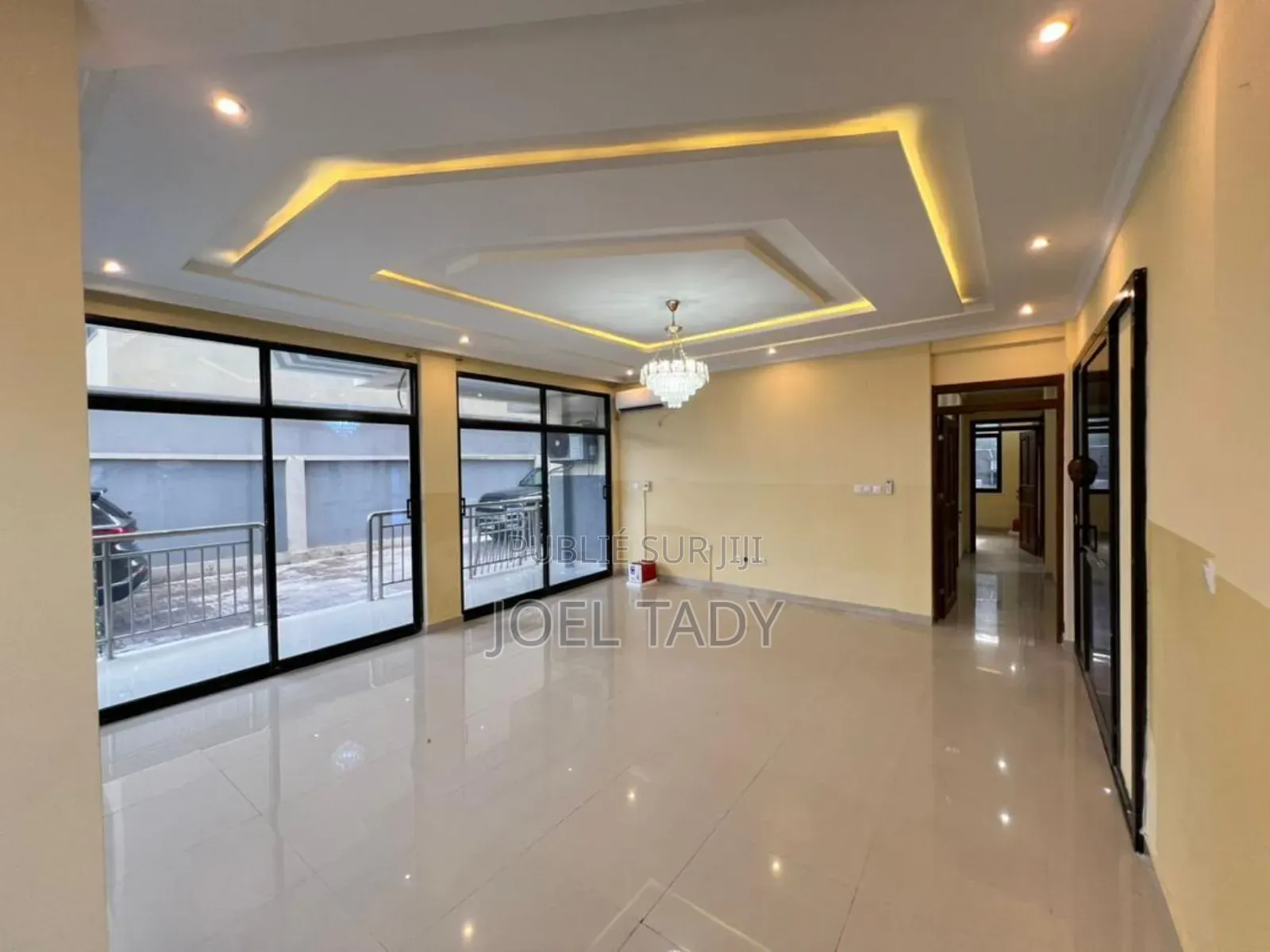 3chbre Appartement dans Empire Supreme, Ngaliema à Louer