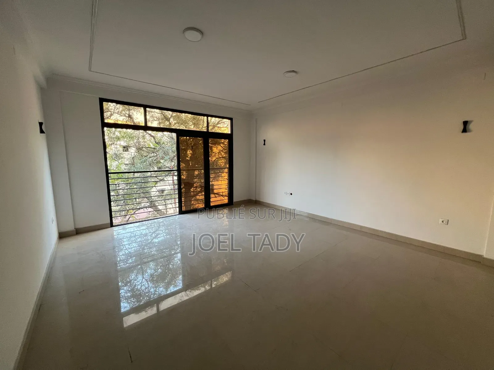 3chbre Appartement dans Empire Supreme, Kintambo à Louer