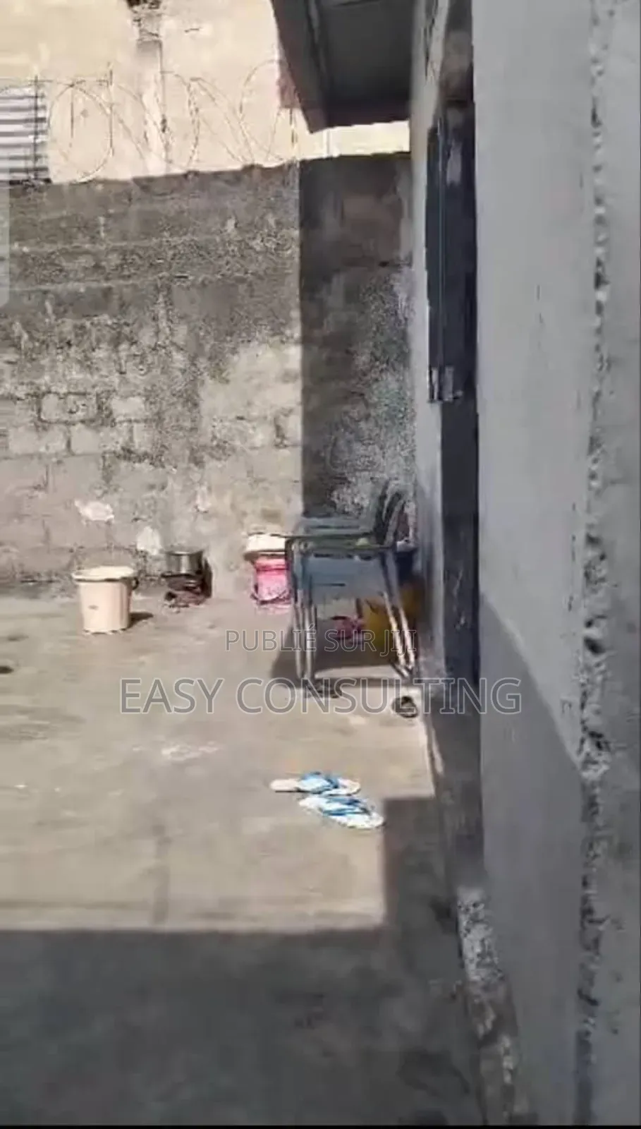 2chbre Villa dans Quartier 9, Ndjili à Vendre