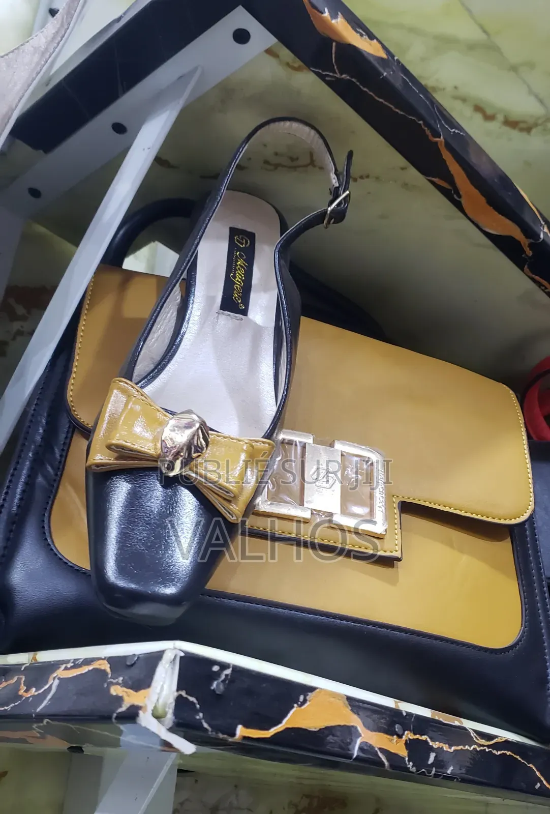 Ensemble De Dames Responsables Stylé