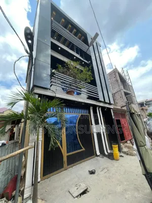 Meublé 5chbre Villa dans 1 Ère Rue, Ndjili à Vendre