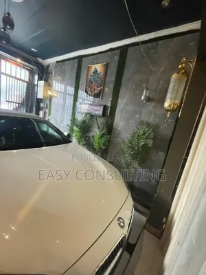 Meublé 5chbre Villa dans 1 Ère Rue, Ndjili à Vendre