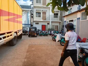 Nouveau Bajaj RE 2026 Bleu