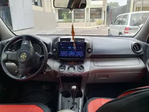 Toyota RAV4 2011 Bleu