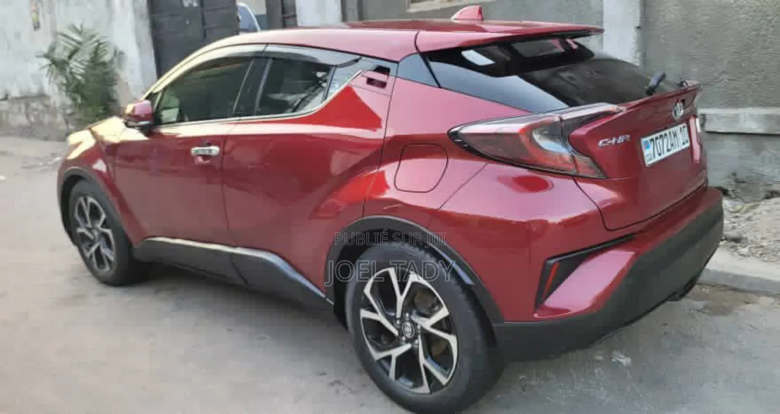 Toyota C-HR 2021 Rouge