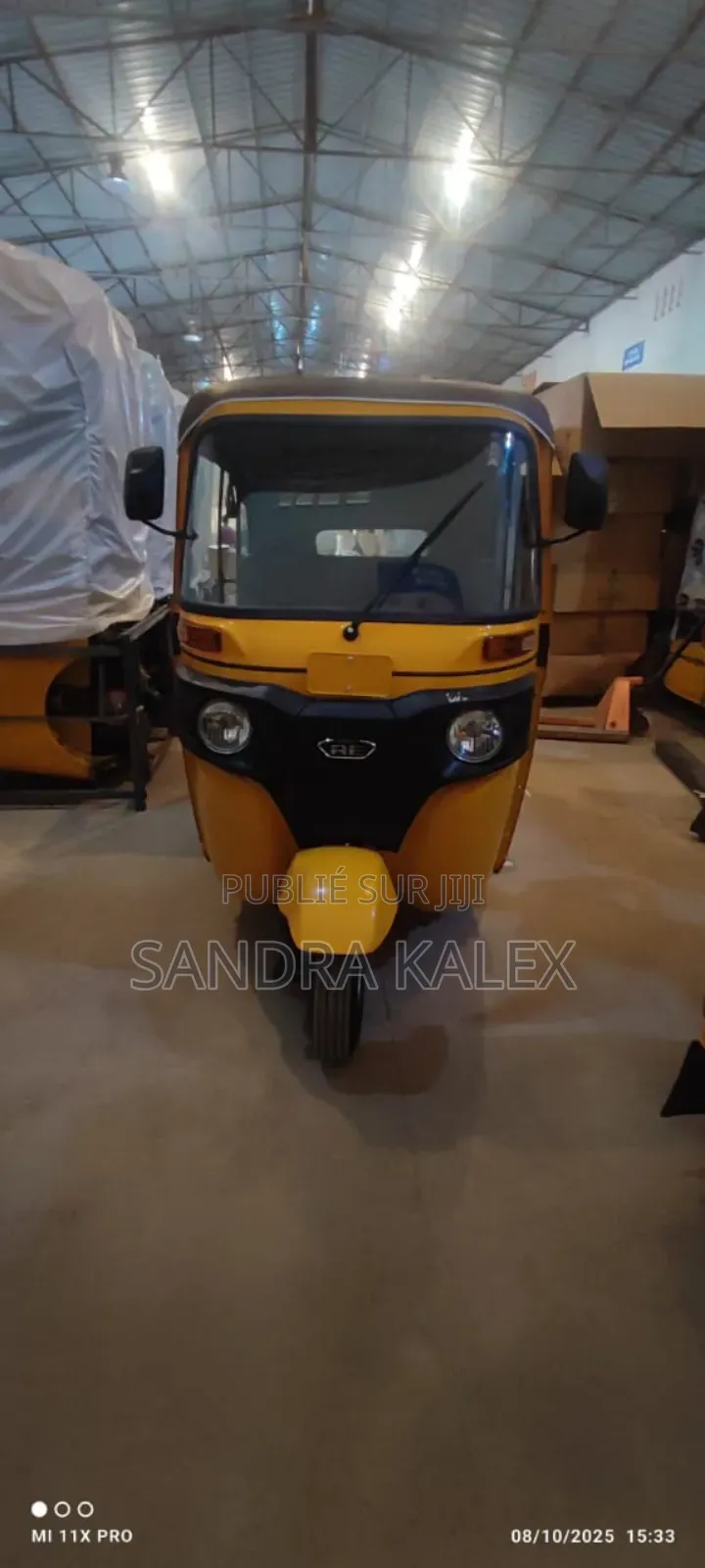 Nouveau Bajaj RE 2025 Jaune