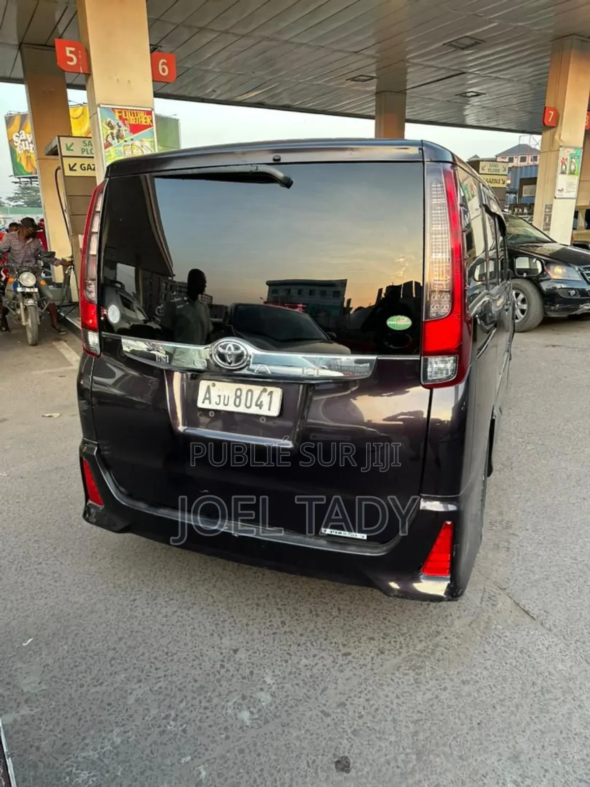 Toyota Noah 2020 Noir