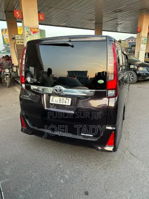 Toyota Noah 2020 Noir