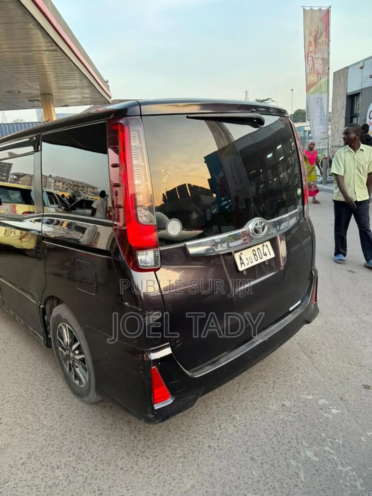 Toyota Noah 2020 Noir