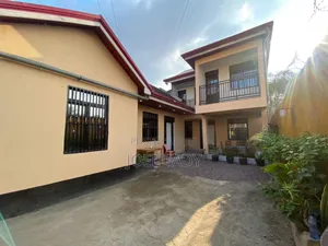 6chbre Villa dans Empire Supreme, Limete à Vendre