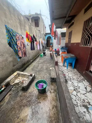 2chbre Villa dans Kingabwa Point Chaud, Limete à Vendre