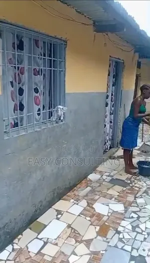 2chbre Villa dans Bon Marché, Barumbu à Vendre